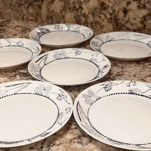 Corelle Blue and White Floral Plate Set (6)